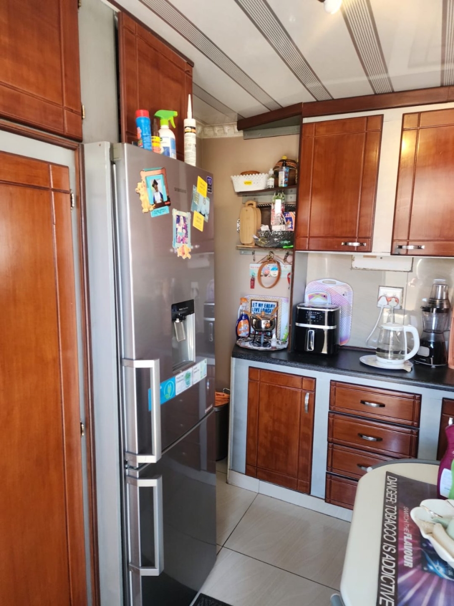 2 Bedroom Property for Sale in Jouberton North West